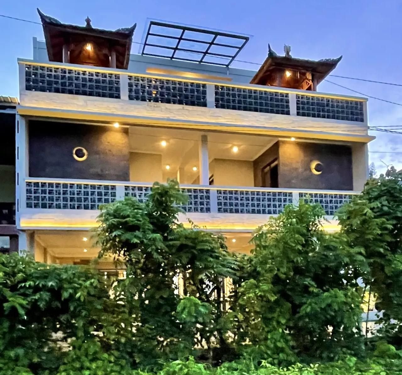 Kost elite udayana jimbaran