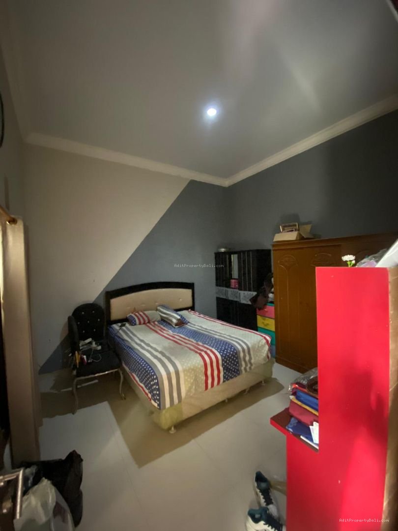 Rumah lantai 2 dalung