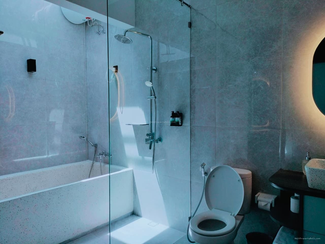 Villa lantai 2 seninyak