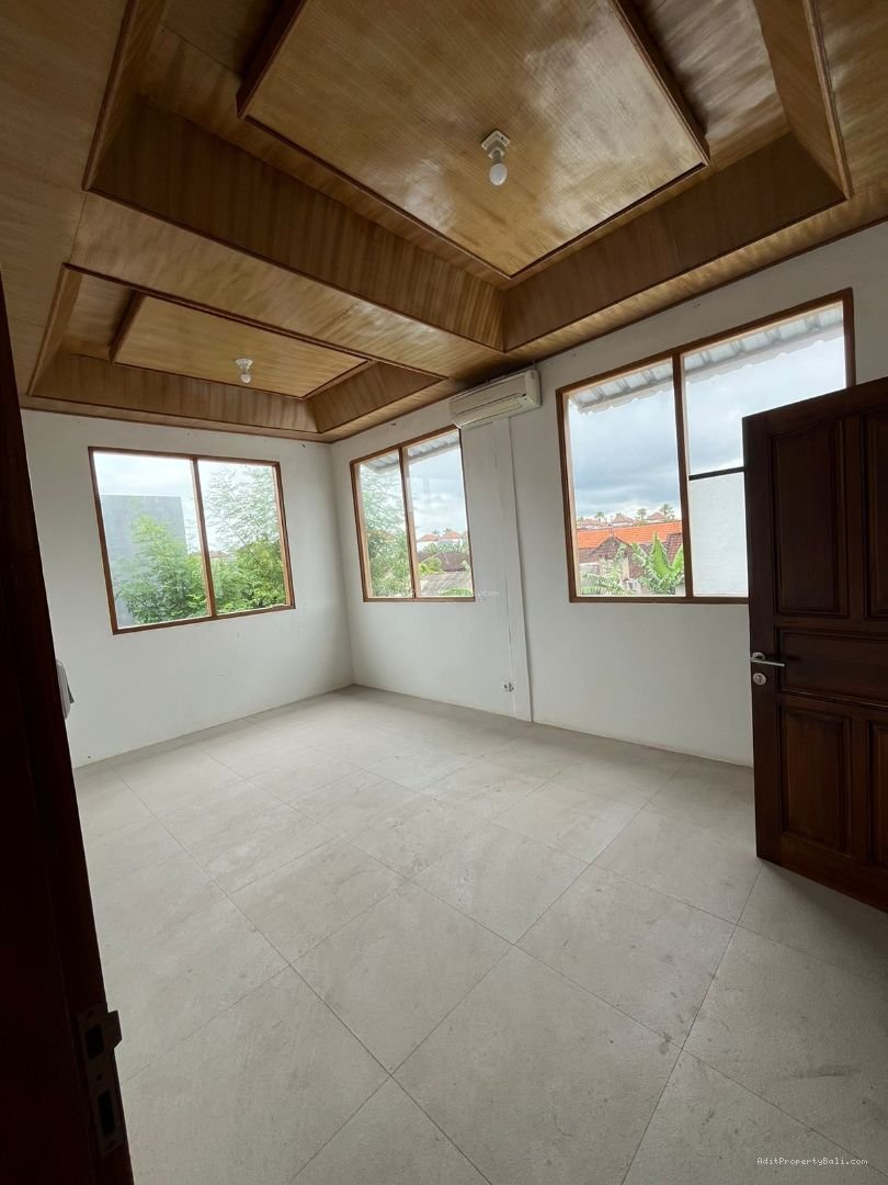 rumah kerobokan kelod