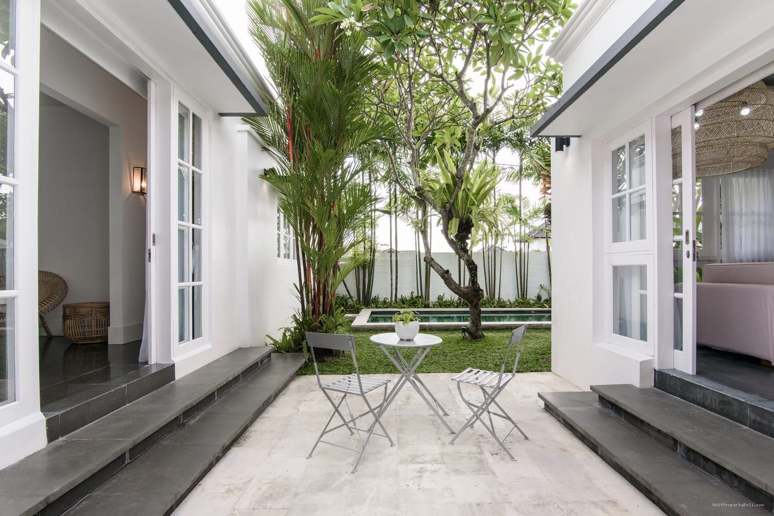 villa lantai 1 bumbak