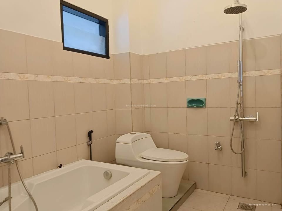 Rumah nuansa Kori ungasan