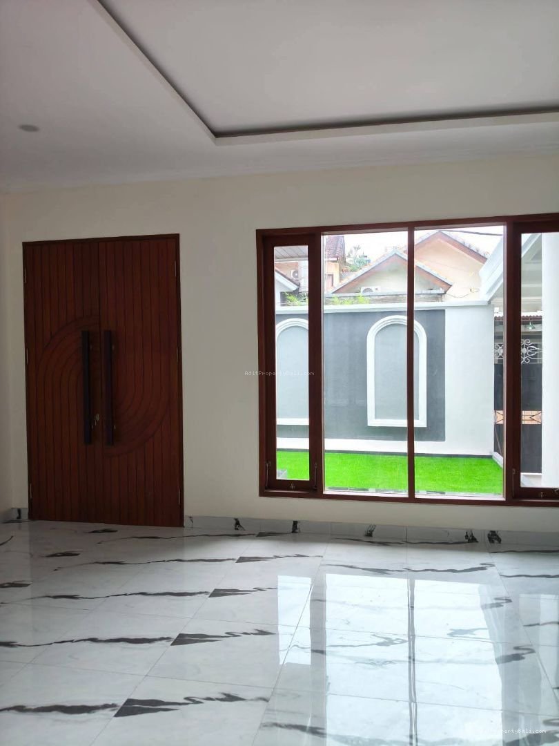 rumah semi vila penamparan