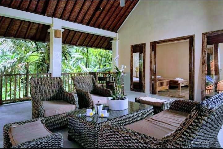 villa los pantai  soka