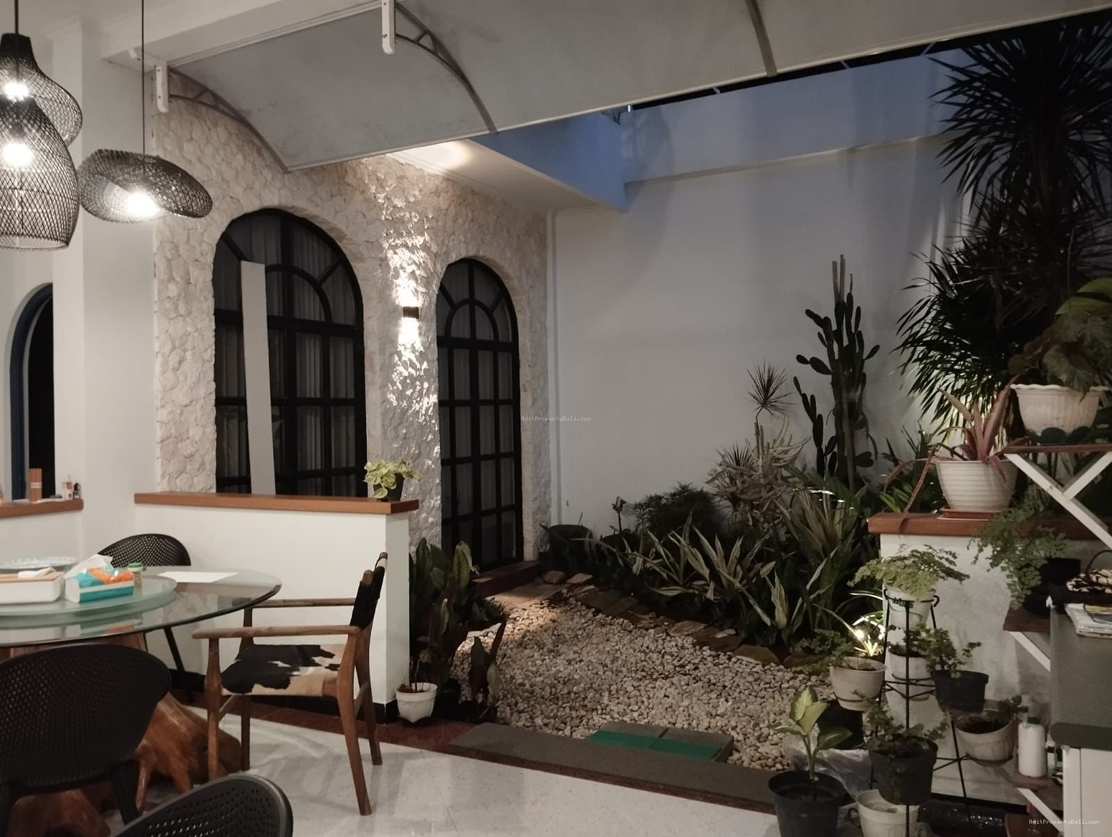 villa padang galak sanur