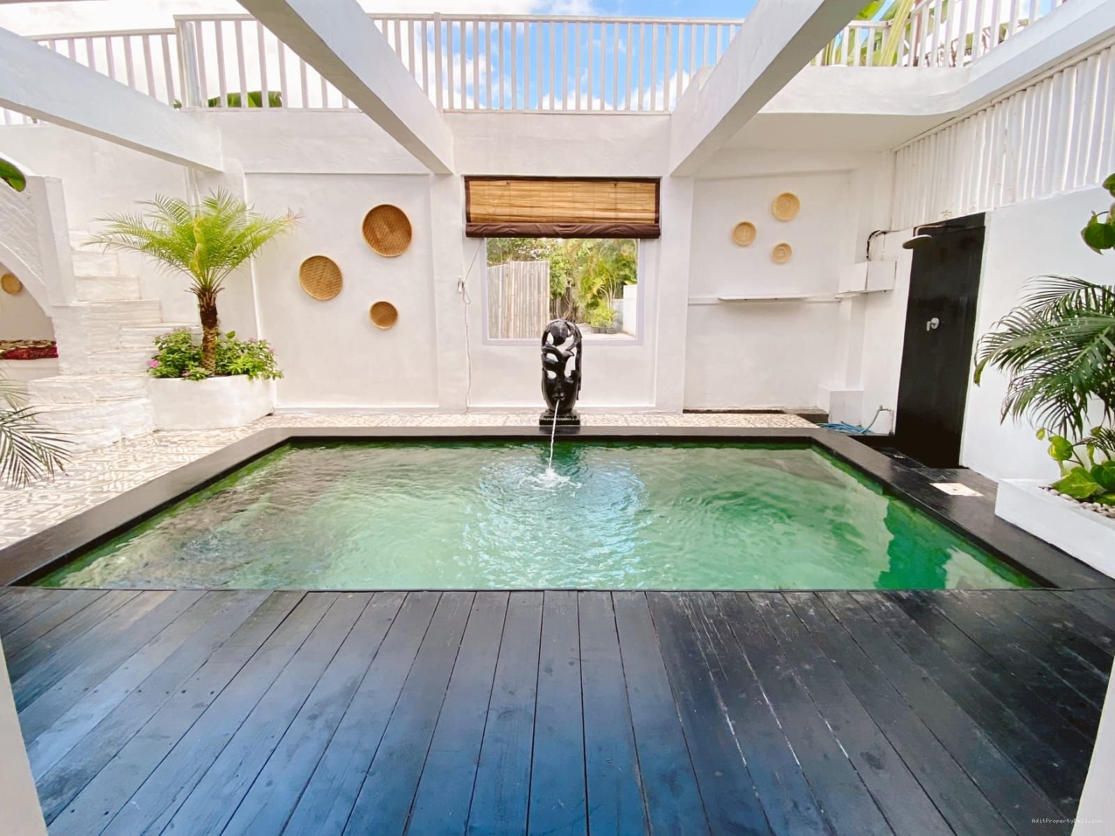 villa athena kunti