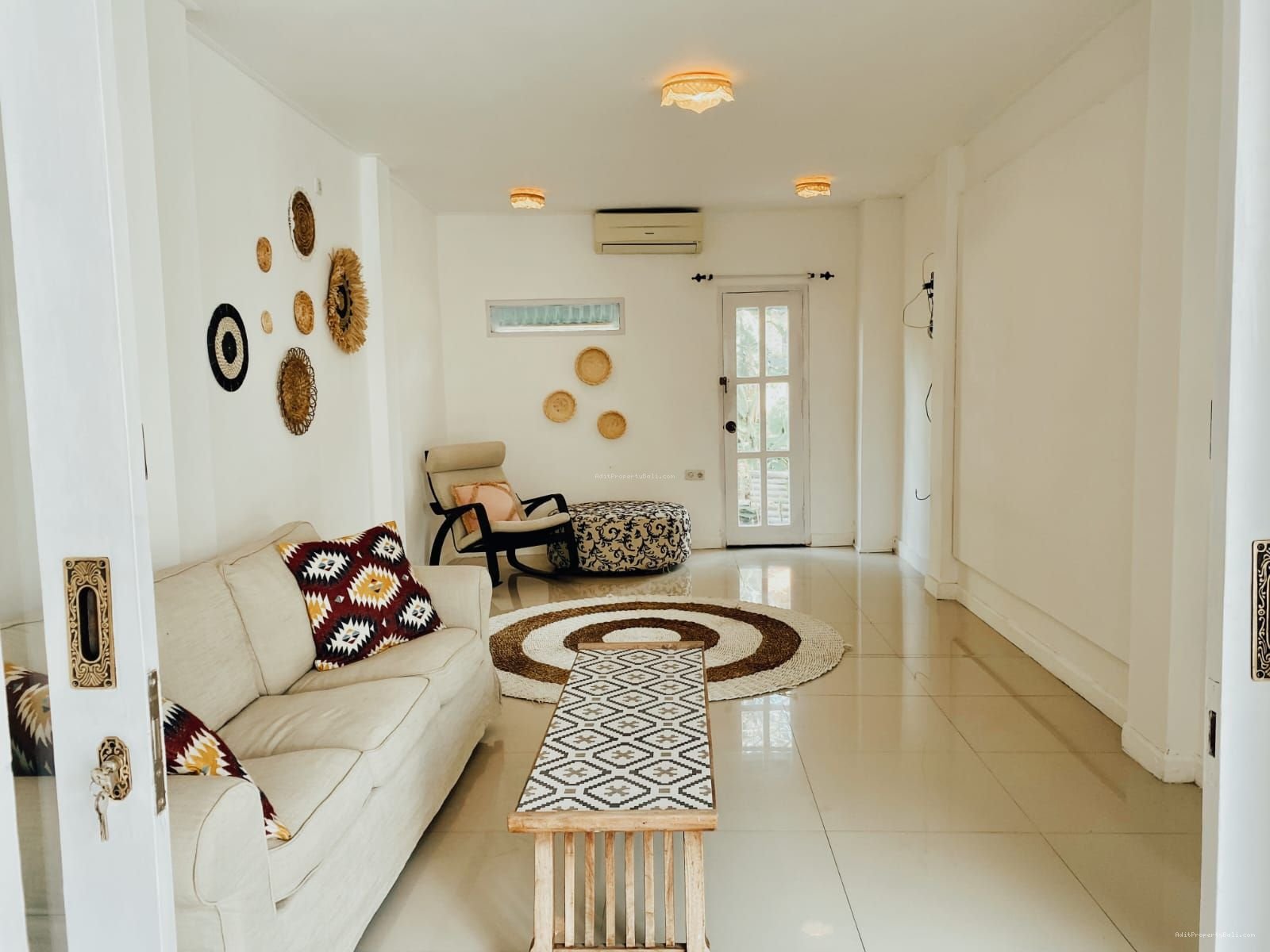 villa athena kunti