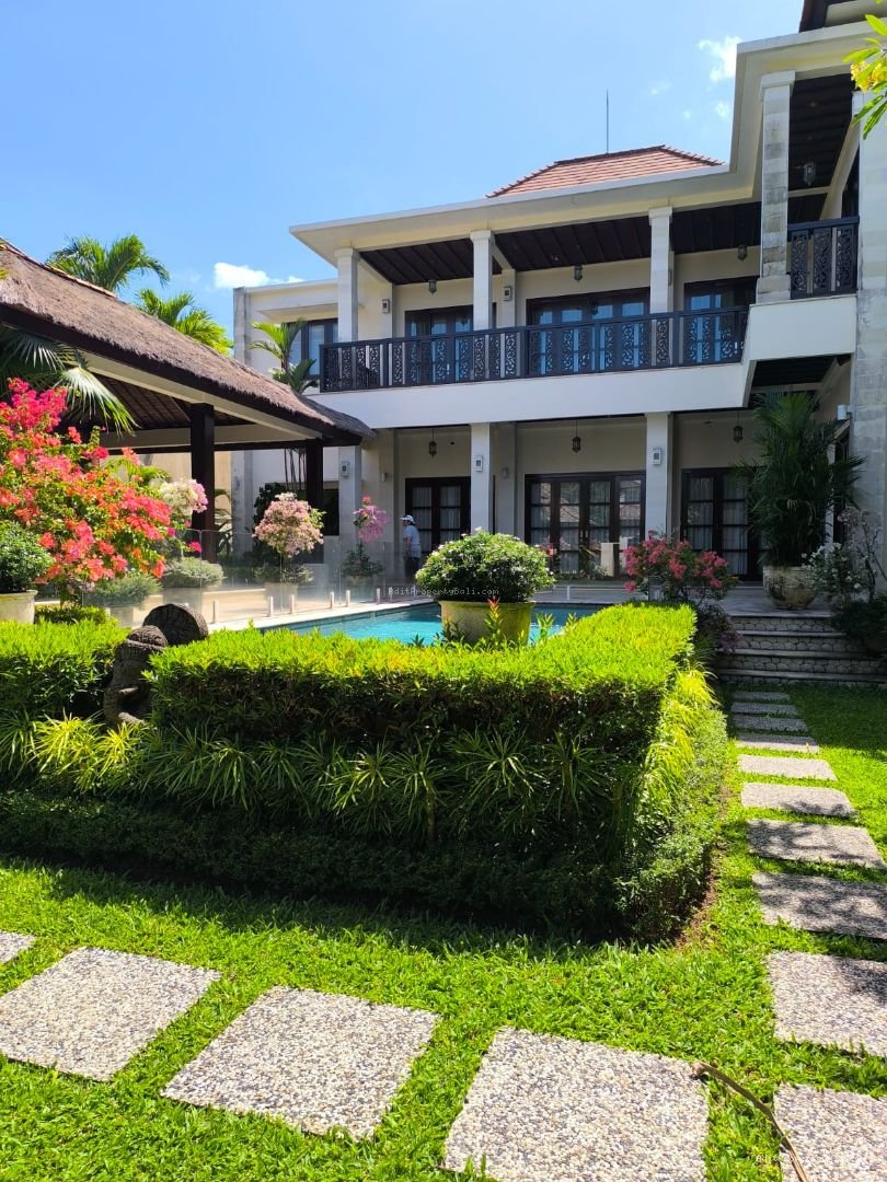 Villa jimbarannn