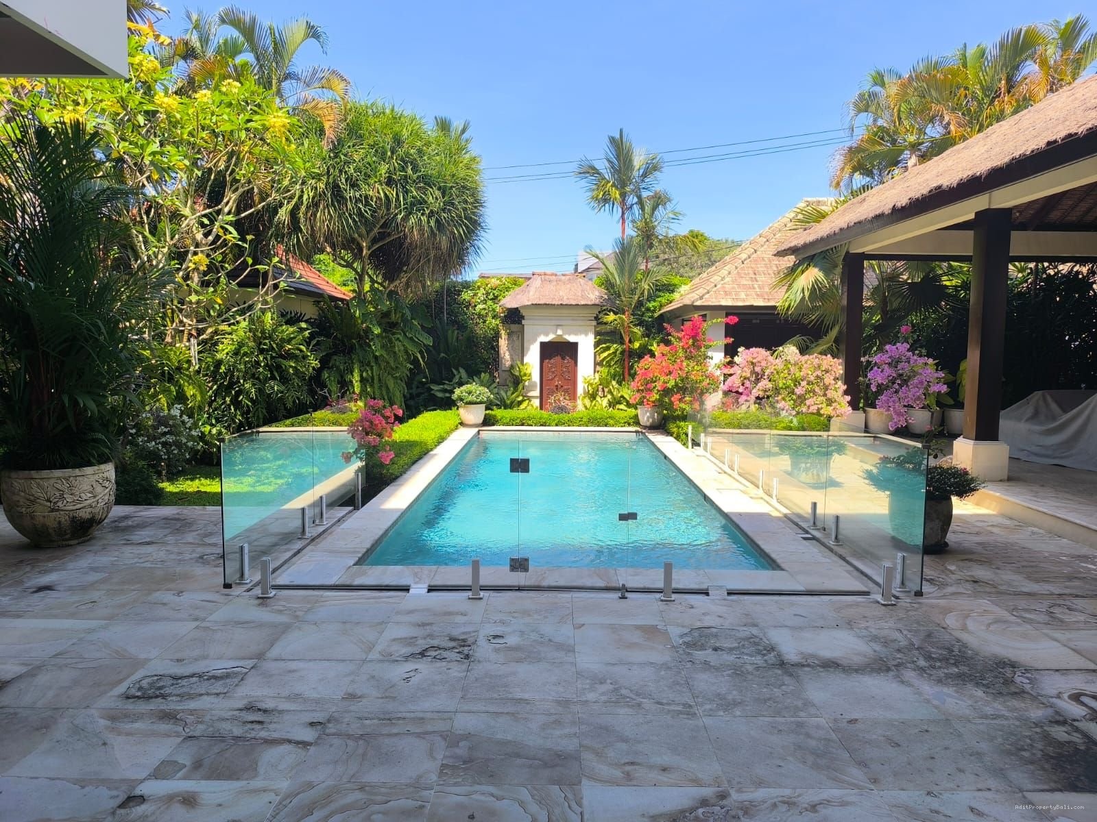 Villa jimbarannn