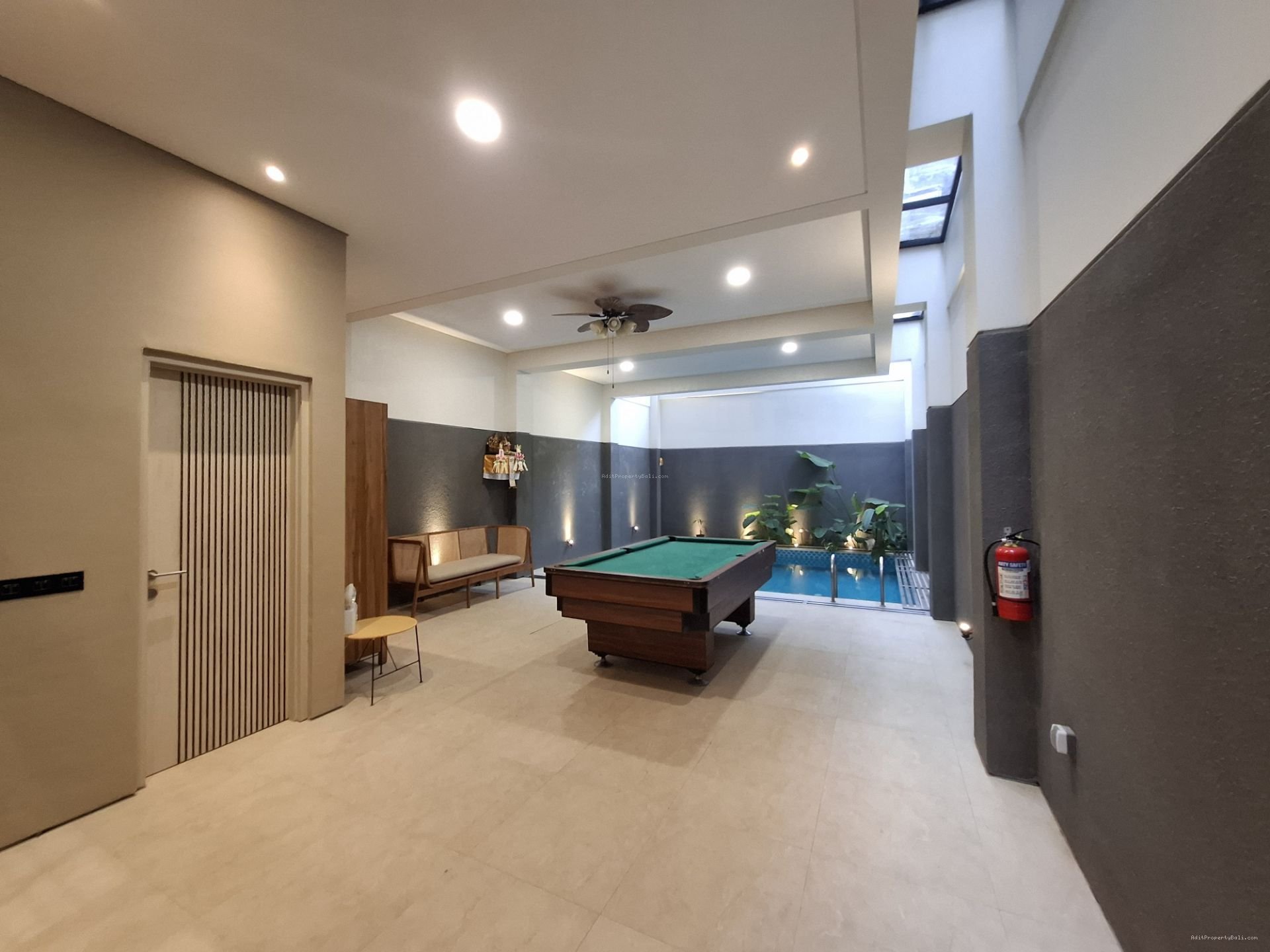 villa seseh munggu