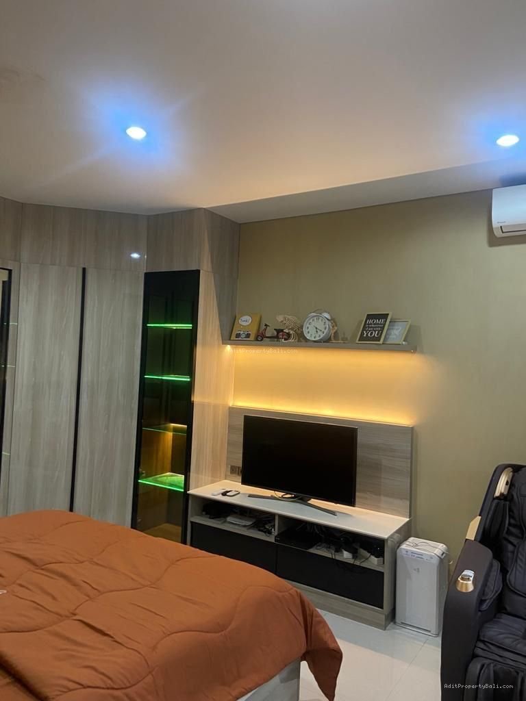 rumah renon dps