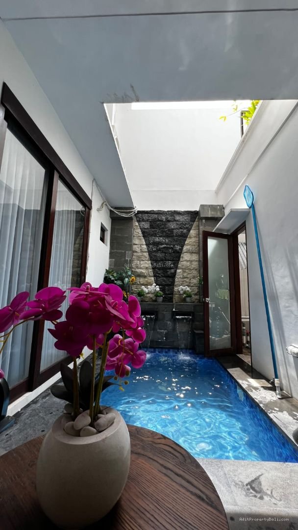 rumah renon dps
