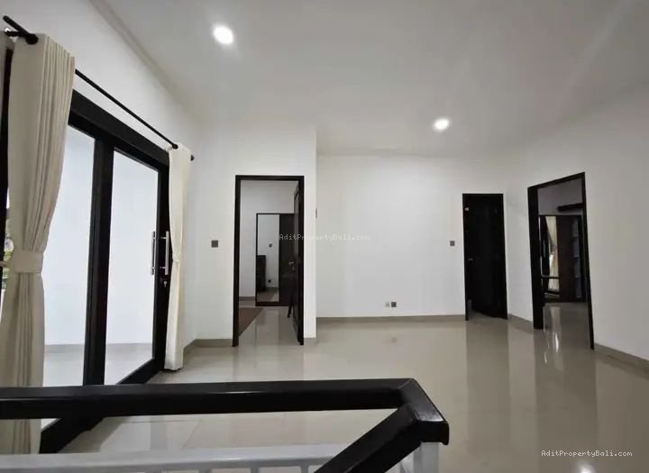 villa puri gading jmb