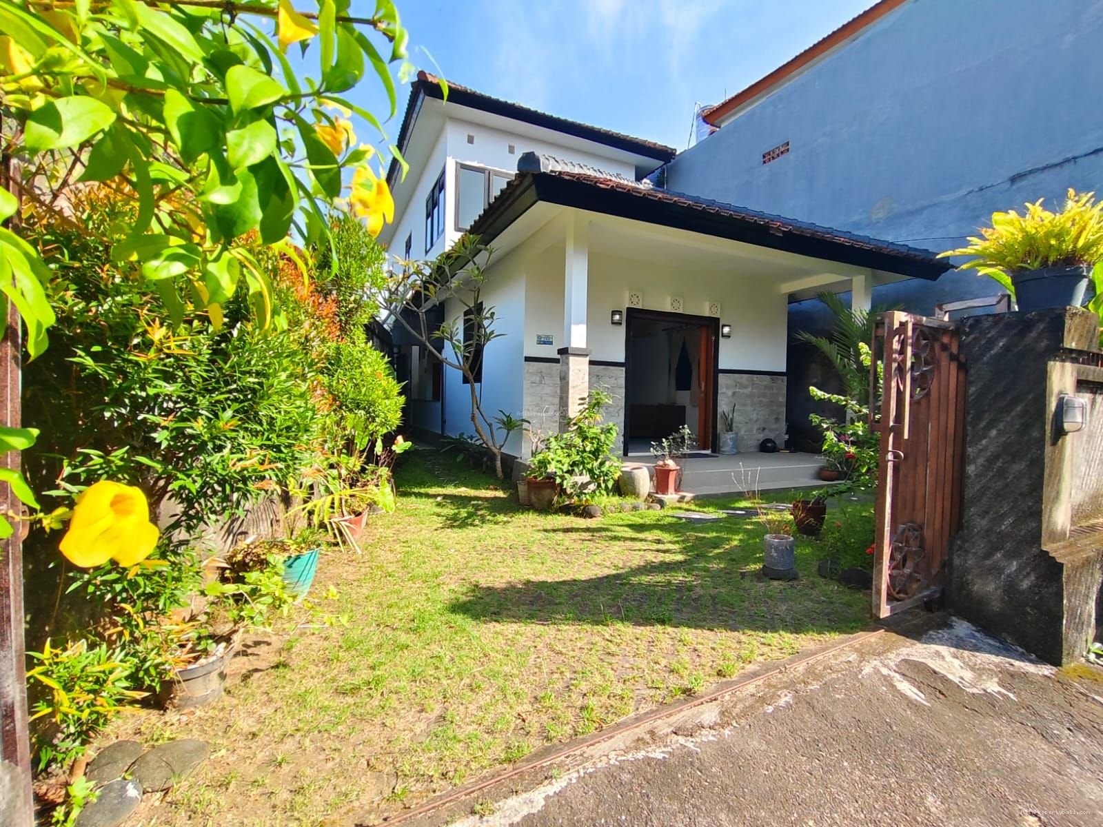 rumah canggu brw
