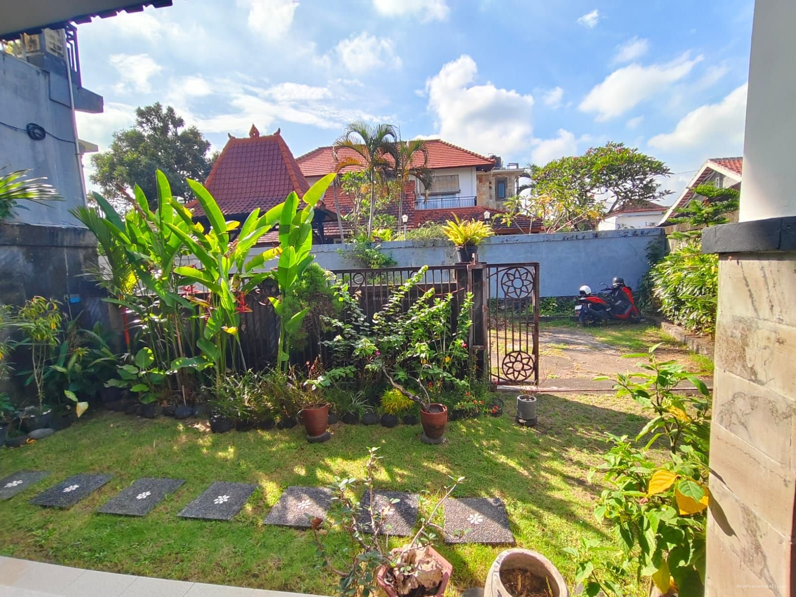rumah canggu brw