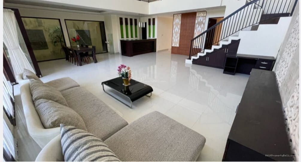 rumah tukad badung rn