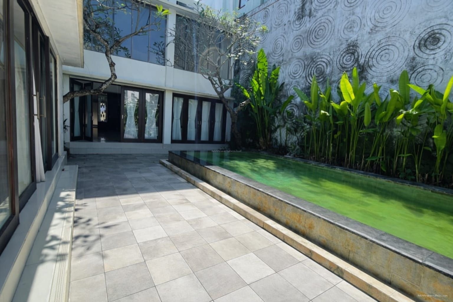 rumah tukad badung rn