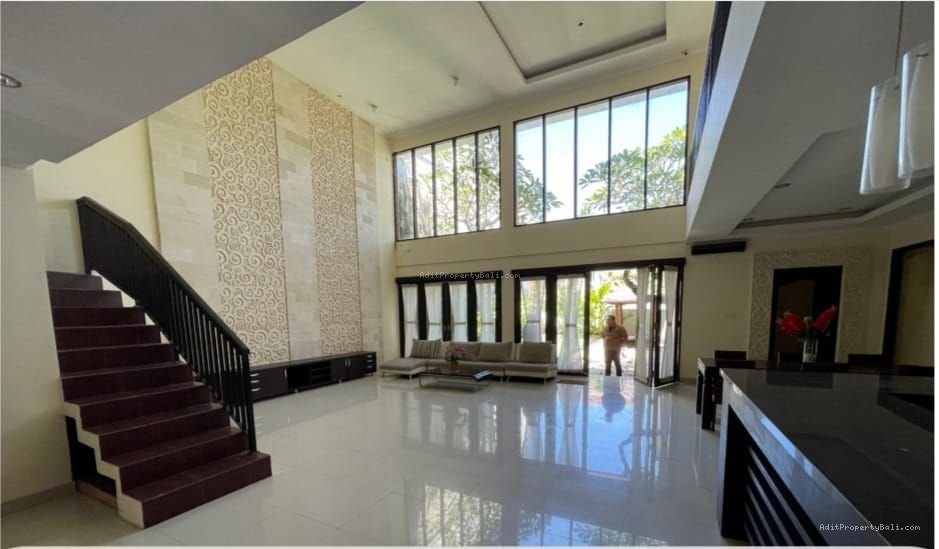 rumah tukad badung rn