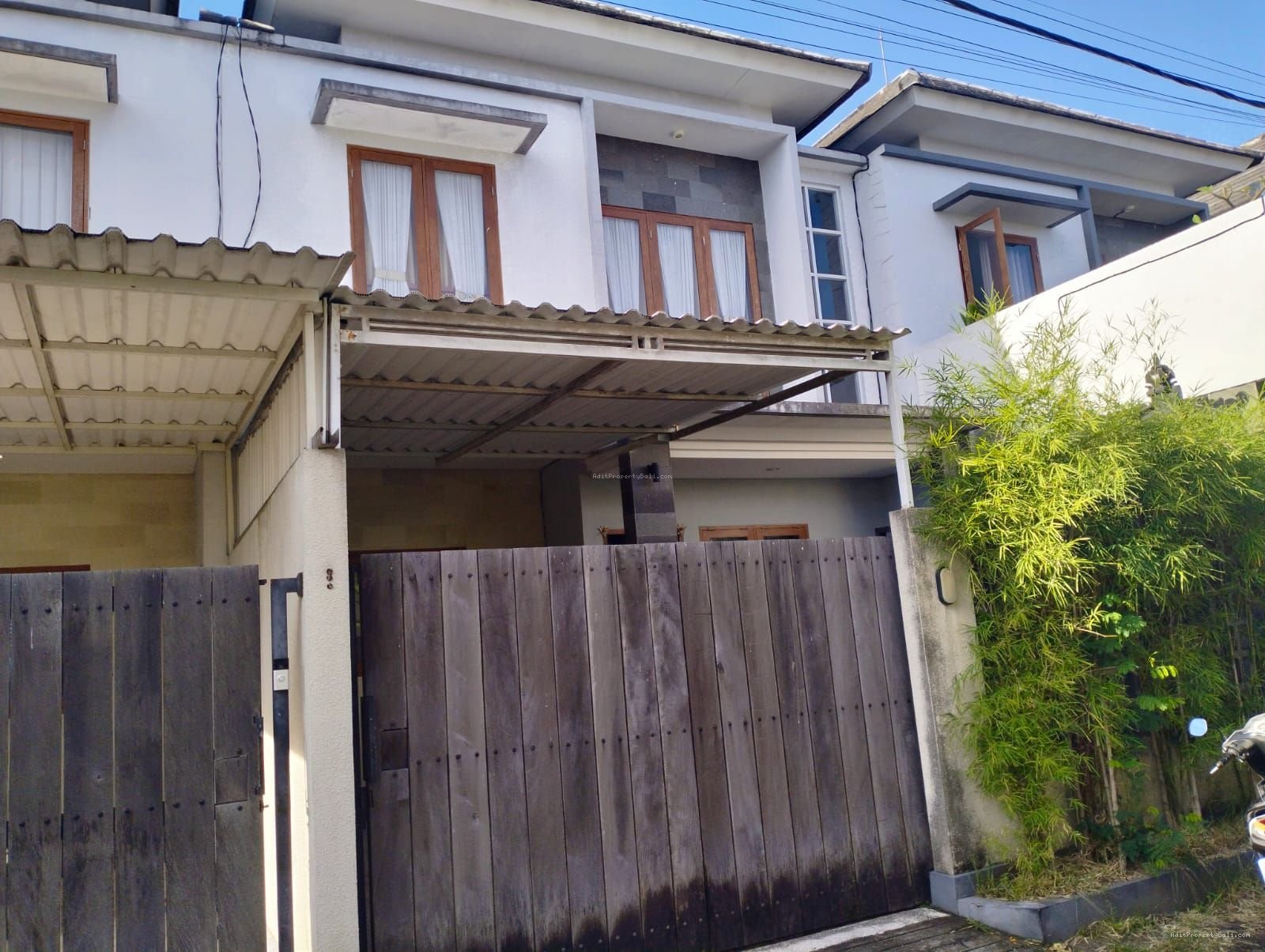rumah abian base