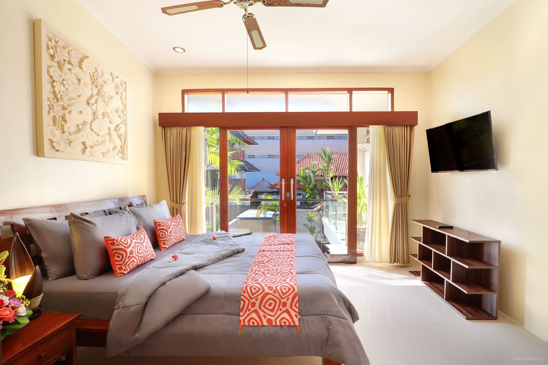 villa legian
