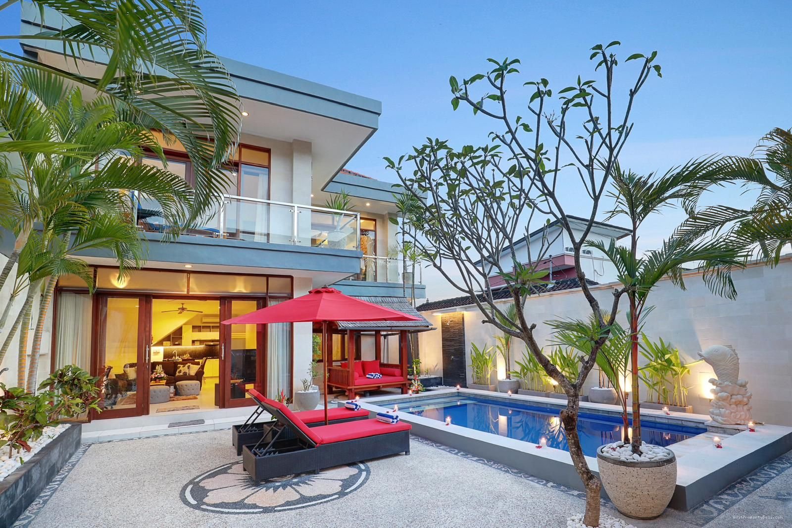 villa legian