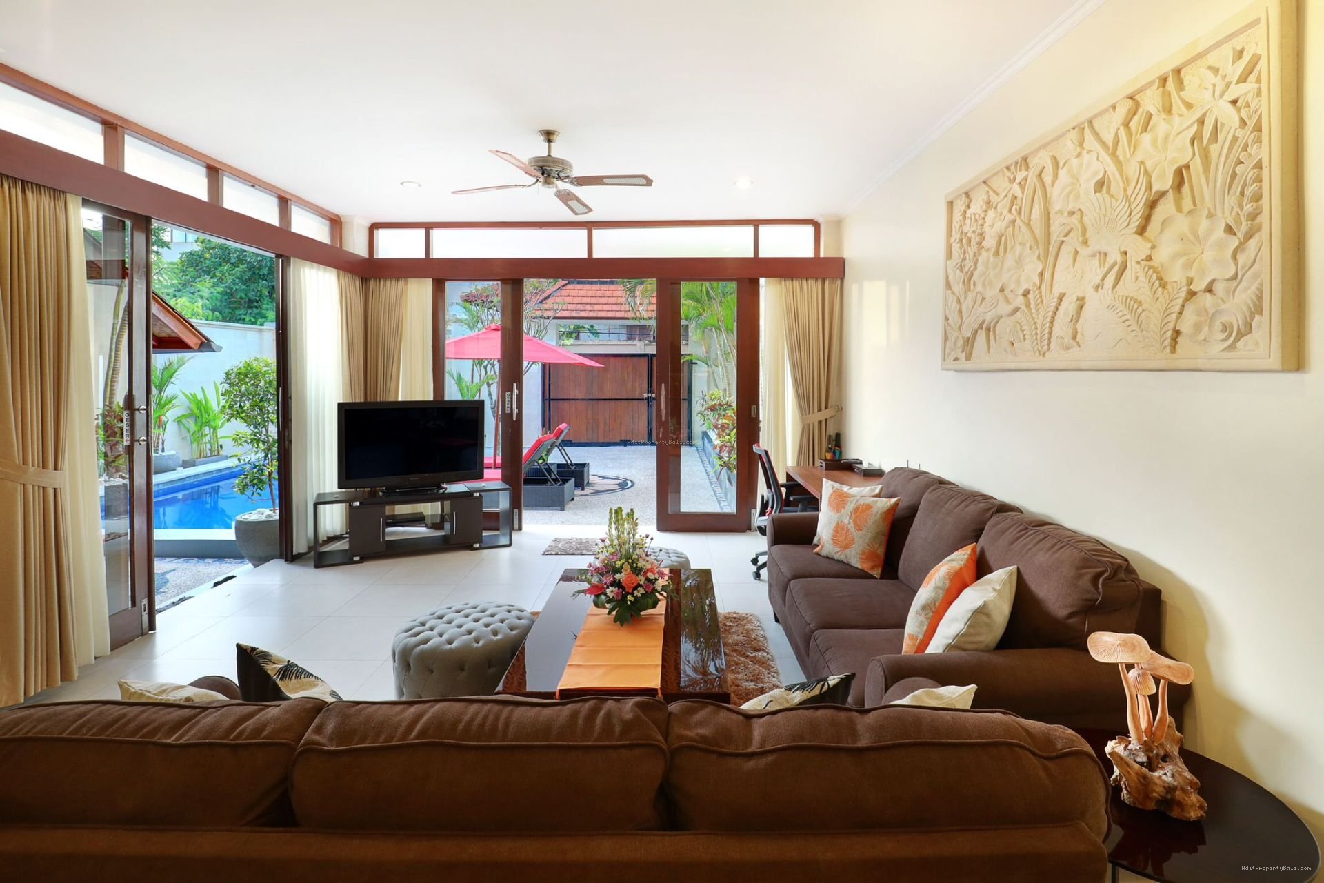 villa legian