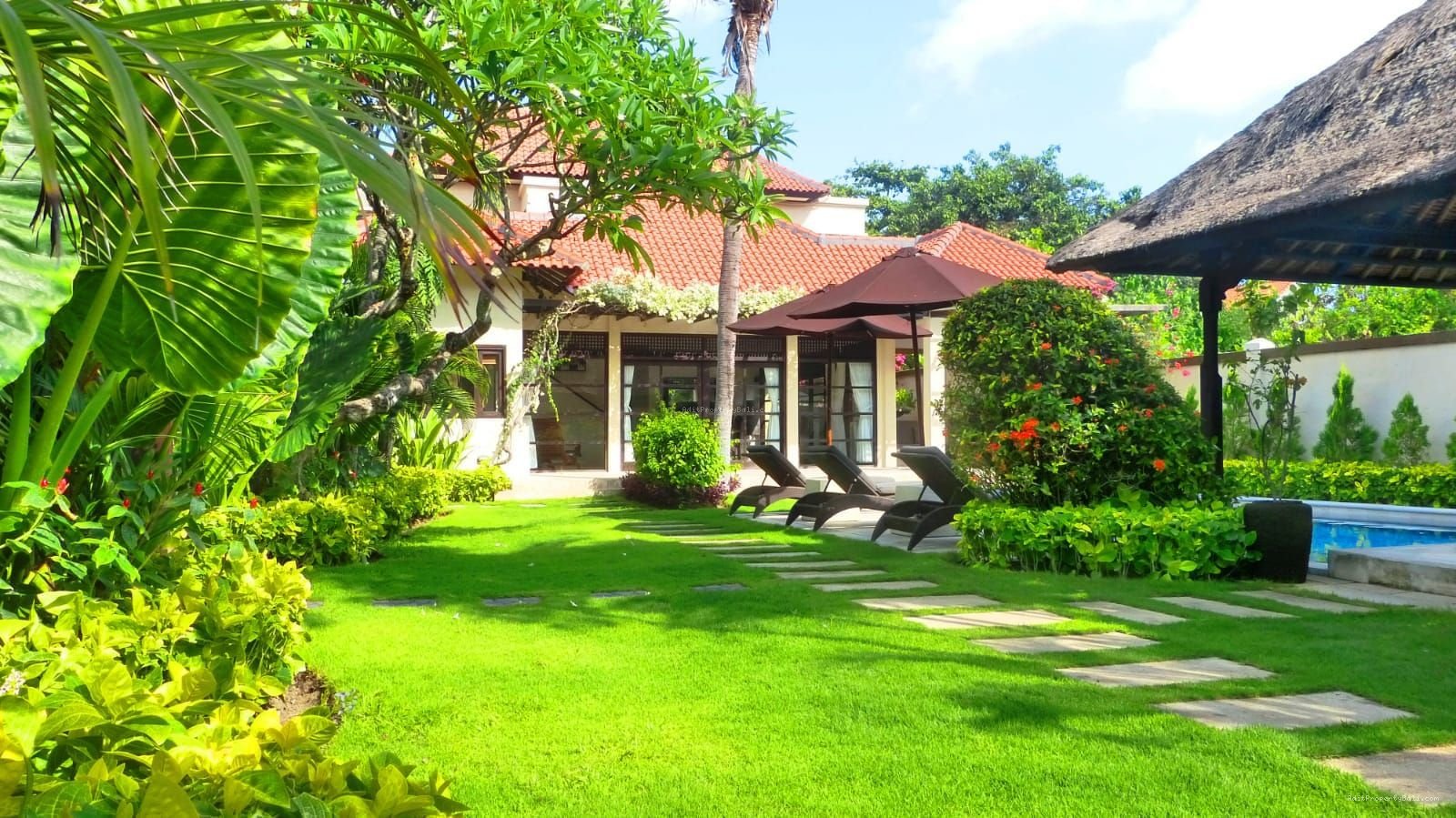 villa.petitengwt