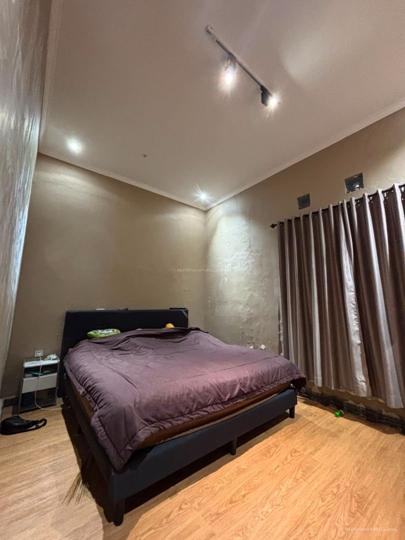 rumah sesetan wg