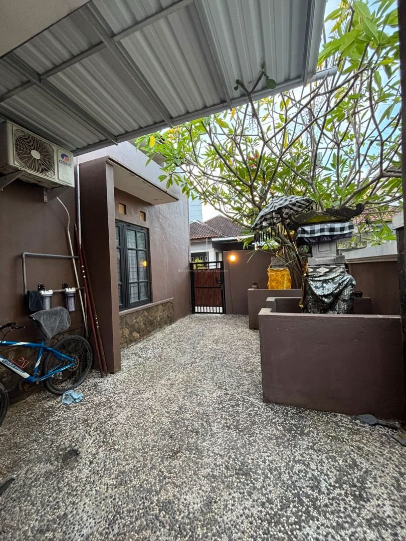 rumah sesetan wg