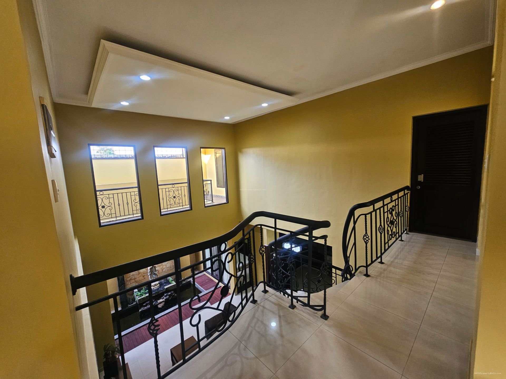 rumah renon dp
