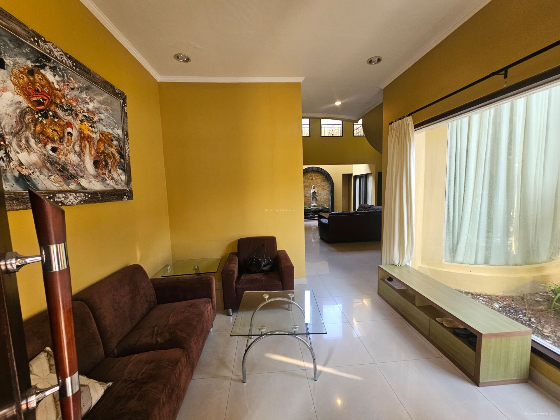 rumah renon dp