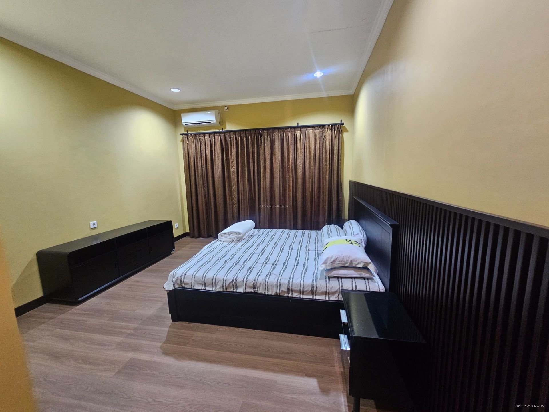 rumah renon dpsr