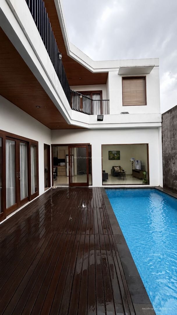 villa bali arum jmb