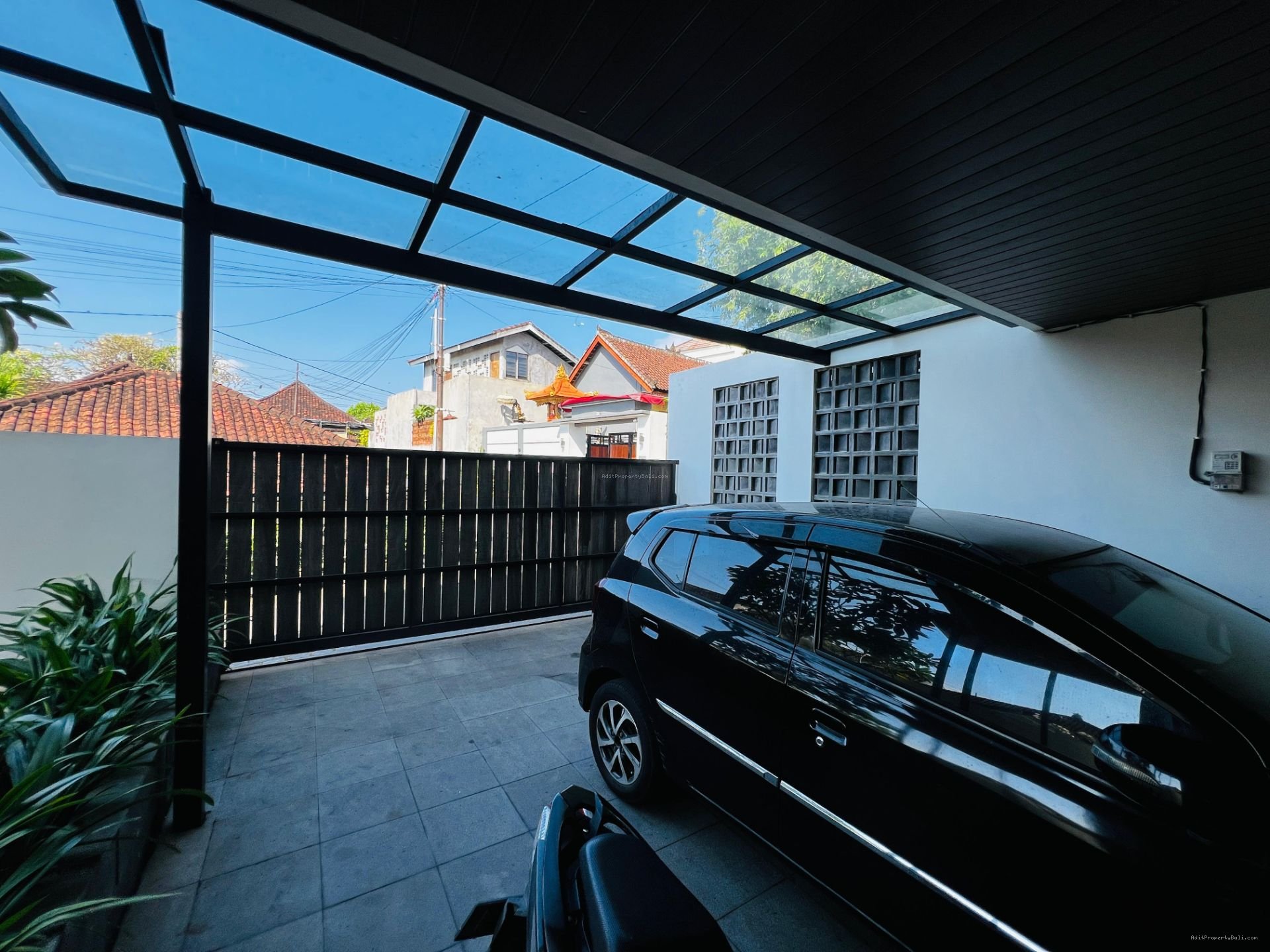 rumah peguyangan dps