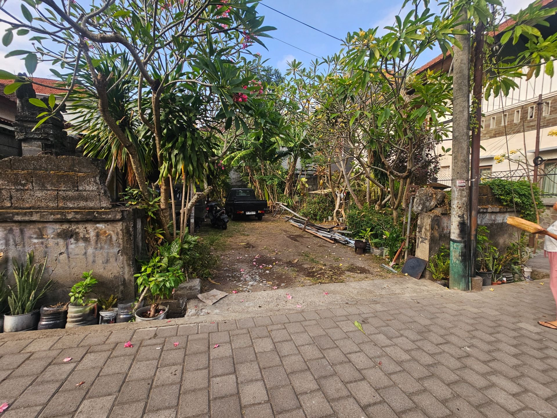 tanah ubung
