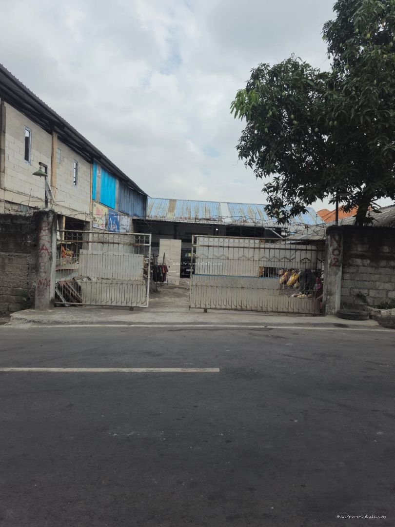 tanah binus gudang cargoo