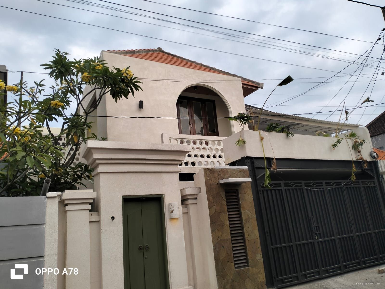 villa baru pengiasan