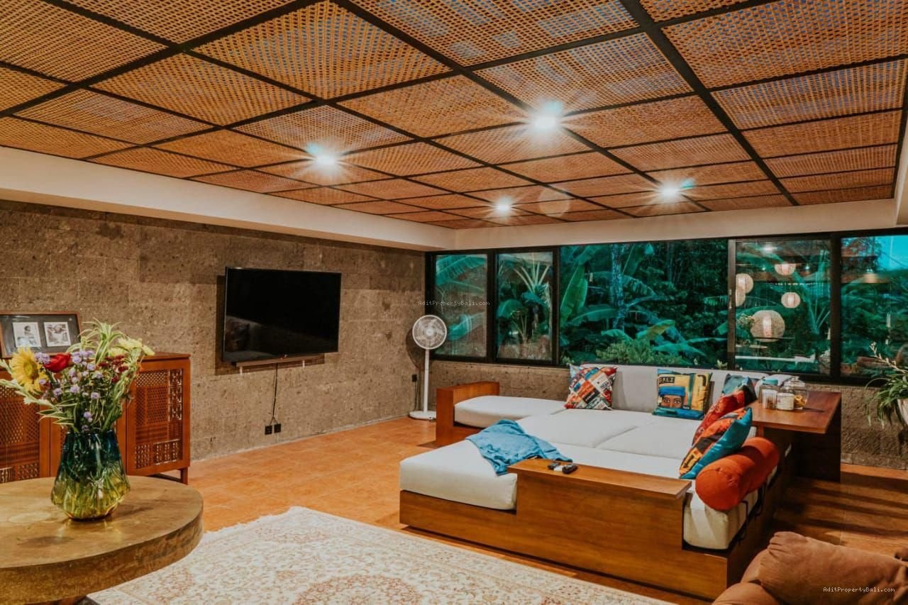 villa tegal cupek