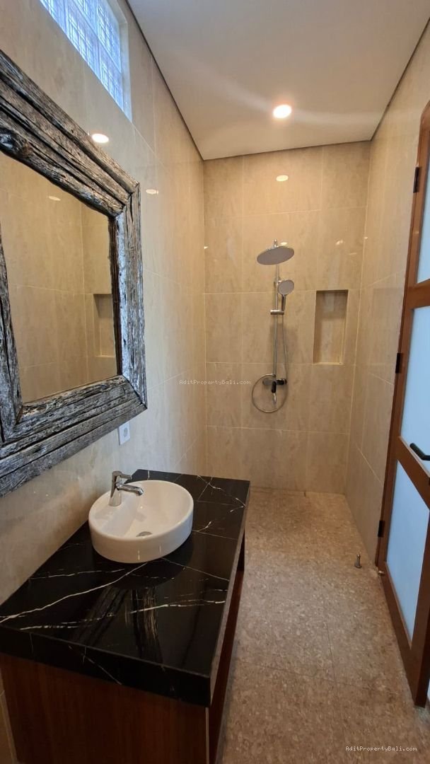 villa baru nusa dua B