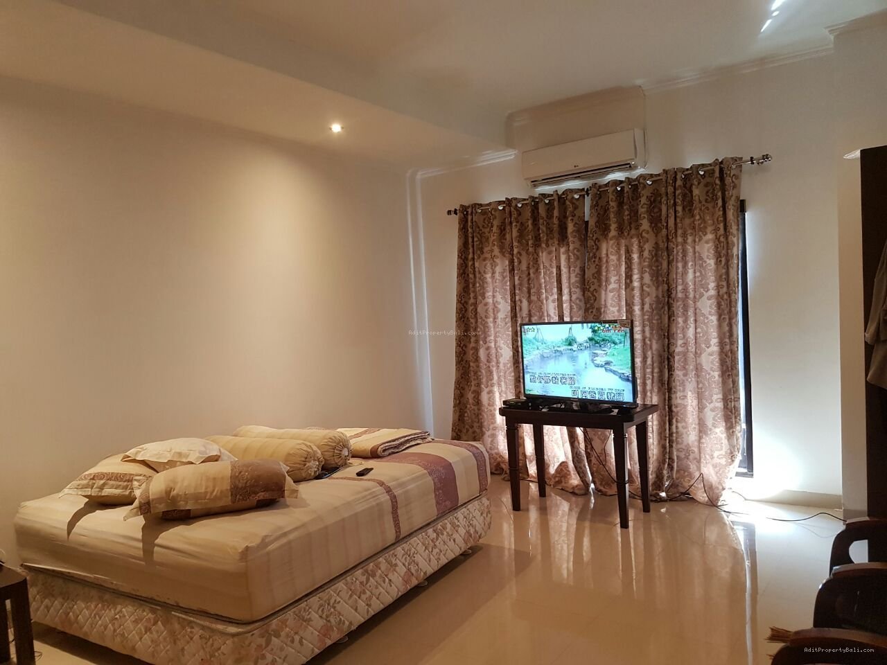 rumah lantai 2 suwung denpasarr