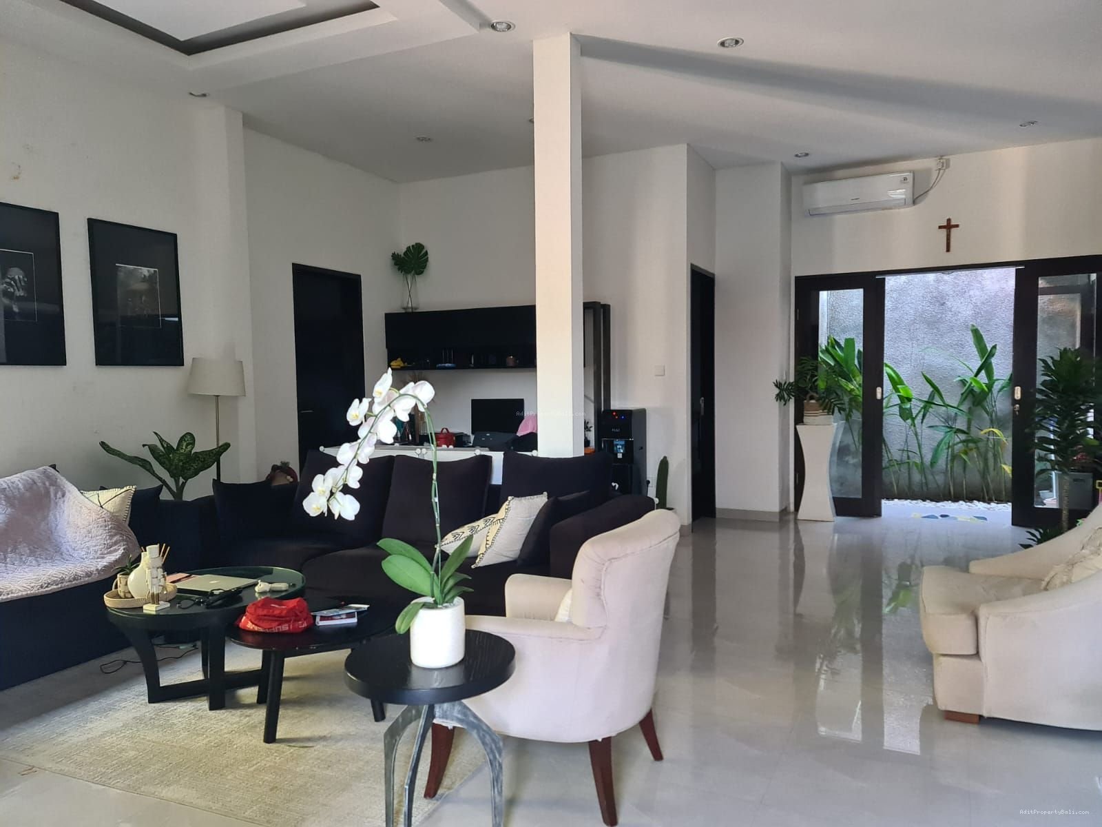 rumah taman griyaa