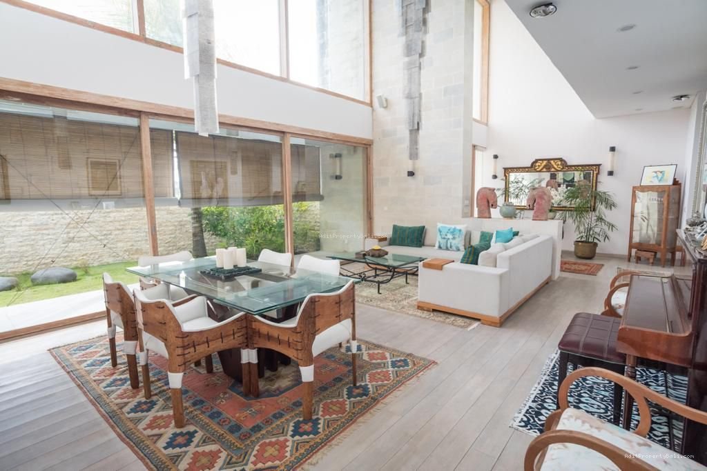 villa luxury cemagi