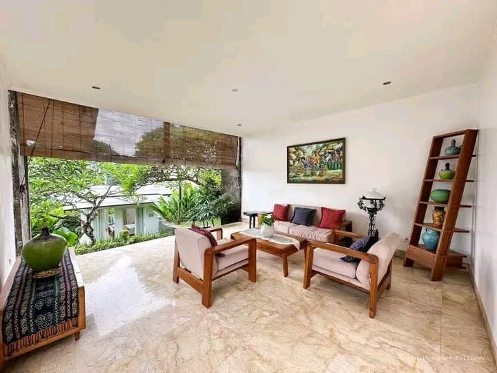 villa kayutulang cg