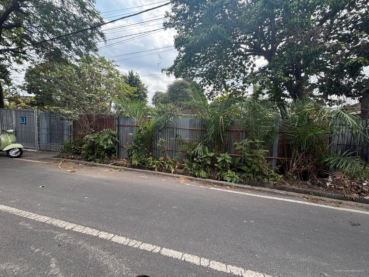 tanah persada B