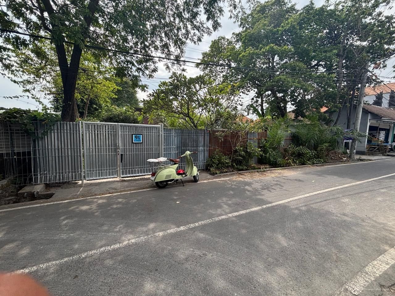 tanah persada B