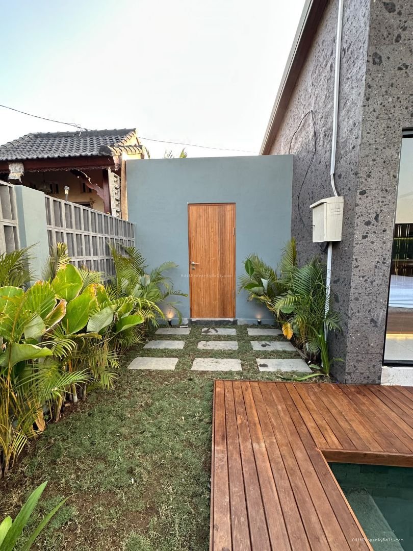 new brand villa pamdak gede