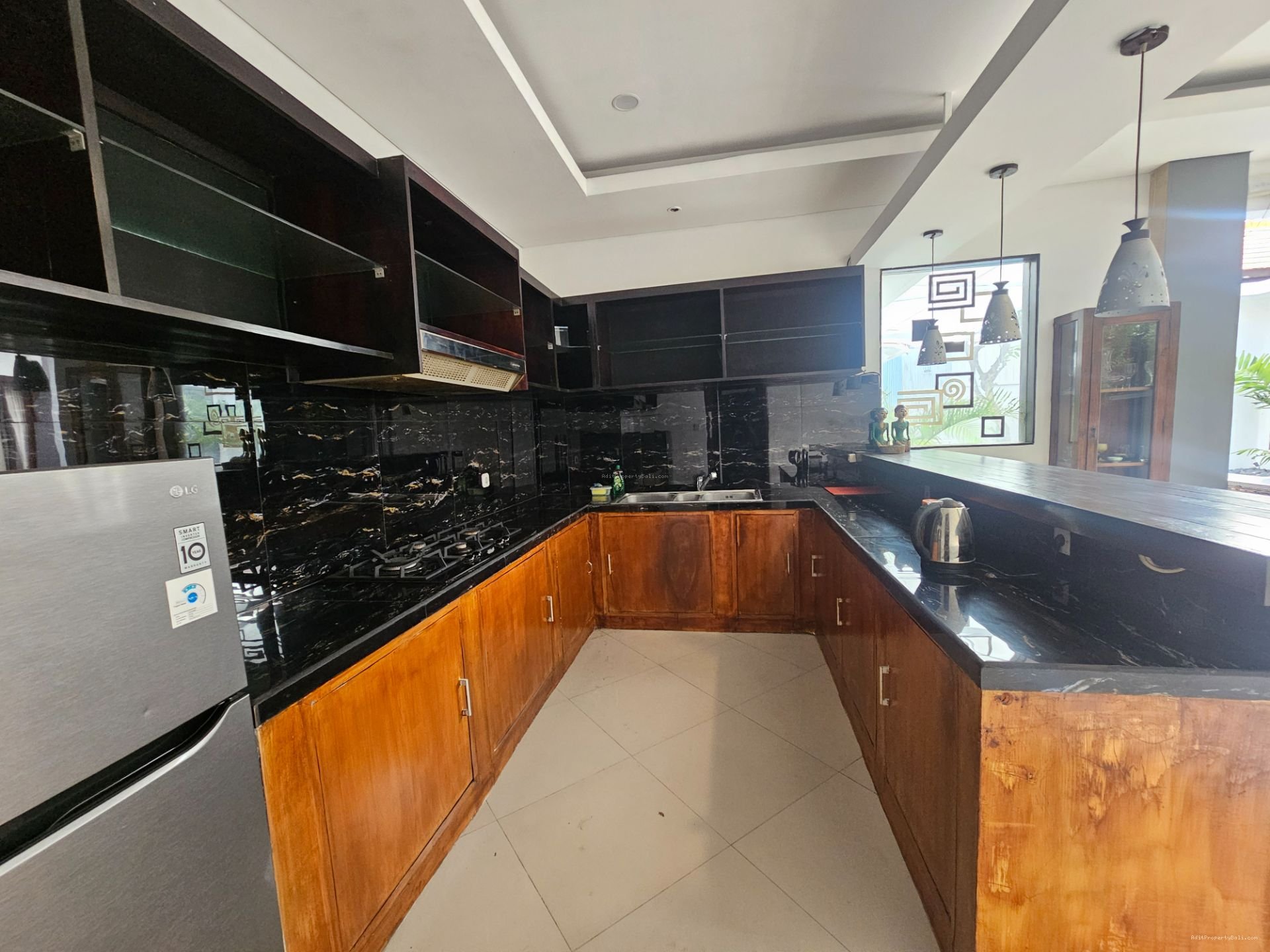 villa sewa umalas kwm