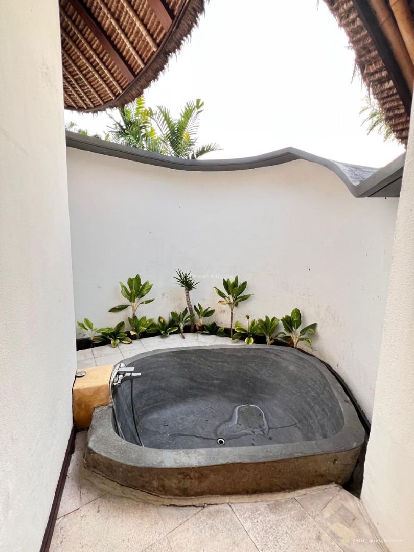Villa tibubeneng pdn