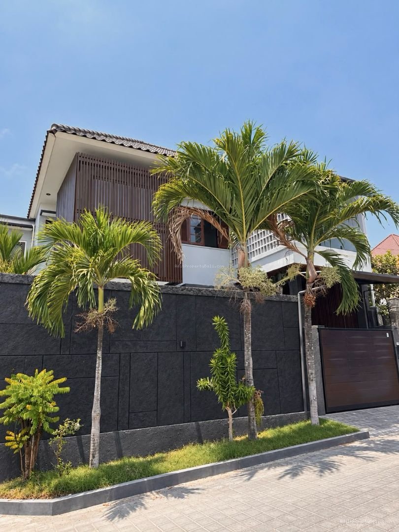 rumah tropical modern saridana