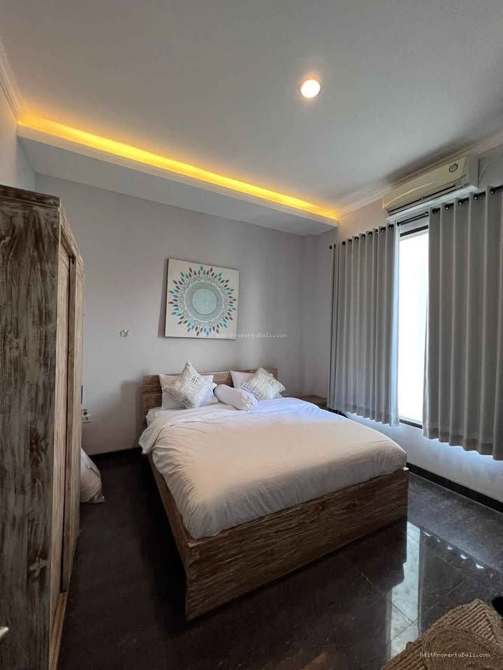 rumah lantai 3 pemogann